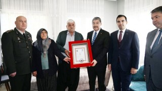 Osmaniye Valisi Şehit Ailesini Ziyaret Etti