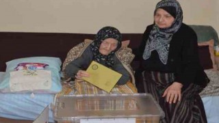 Osmaniye'de Yatalak Vatandaşlar Evde Oy Kullanabilecek
