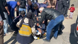 Otomobille motosiklet çarpıştı: 1 yaralı