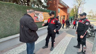 Bursa polisi okul önlerini ve çevresini mercek altına aldı