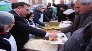 Özkan Alp 71 Evler Mahallesinde iftar düzenledi