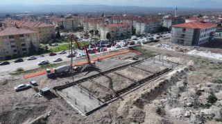 Pamukkalede 10 adet kapalı pazar yeri ve sosyal tesisin temeli atıldı