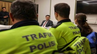 Polis memurlarının iftar sofralarına misafir oldu