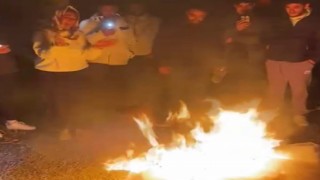 Polis memuru eski eşi tarafından öldürülen Mervegül Bayerin gelinliğini annesi yaktı