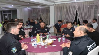 Polisler iftar yemeğinde bir araya geldi