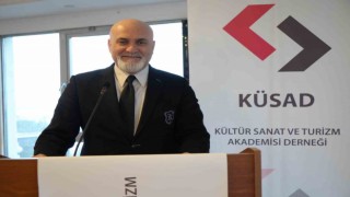 Prof. Dr. Eker: “Kültür savaşları çağındayız”