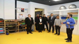 Rektör Altun, Besime Özderici Engelsiz Yaşam Merkezini ziyaret etti