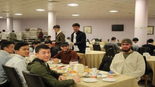 Rektör Kırışık, Özbekistanlı öğrencilerle iftarda buluştu