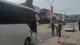 Sabah namazı çıkışında midibüsün çarptığı yaşlı adam hastanede hayatını kaybetti