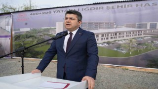 Sağlık Bakan Yardımcısı Kırbıyık, Iğdır Şehir Hastanesi inşaat alanında incelemede bulundu