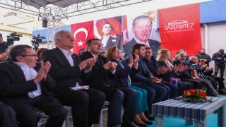 Şahin, Buğday Tanesi Protez Ortez Yapım ve Uygulama Merkezinde Hizmet Alan Engellilerle bir araya geldi