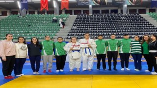 Salihliyi gururlandıran başarı