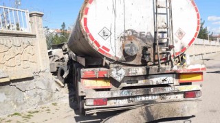 Şanlıurfada trafik kazası: 1 ölü, 2 yaralı