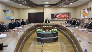 Seçim güvenliği toplantısı, Siirt Valisi Kızılkaya başkanlığında yapıldı