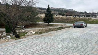 Şehitliğe giden yolda üst yapı çalışması yapıldı