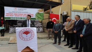 Selendili çiftçilere nohut tohumu desteği