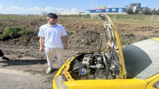 Seyir halinde yanan otomobili itfaiye söndürdü