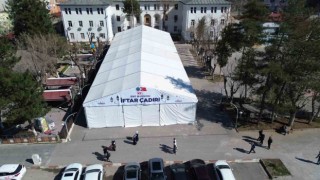 Siirtte bin kişilik iftar çadırı hizmeti