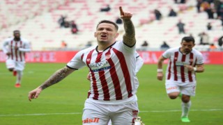 Sivassporlu Rey Manaj gol sayısını 19a yükseltti