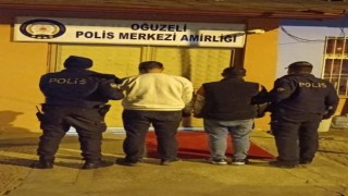 Şüphe üzerine durdurulan araç çalıntı çıktı