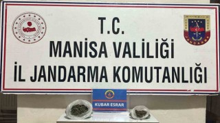 Şüpheliden 102 gram kubar esrar çıktı