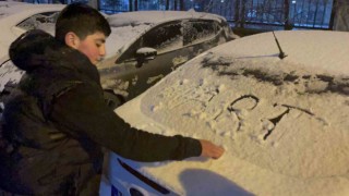 Tatvanda kar yağışı etkili oldu