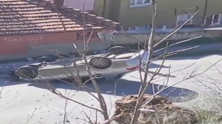 Tavşanlıda takla atan otomobil ters döndü: 1 yaralı