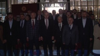 TBMM Başkanı Kurtulmuş, Kadıköyde STK temsilcileriyle iftarda buluştu