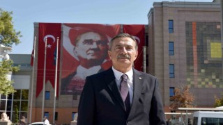 Tepebaşı Belediye Başkanı Dt. Ahmet Ataçtan 18 Mart mesajı