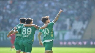 TFF 2. Lig: Bursaspor: 2 - Serik Belediyespor: 2