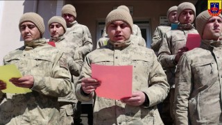 Türkiye-İran sınırında görevli askerler çocukların mektubuyla duygulandı