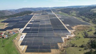 Türkiye'nin en büyük GES projesi elektrik üretmeye başladı