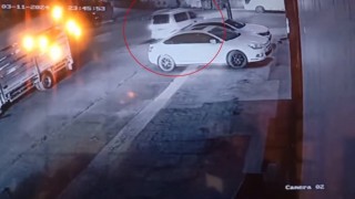 Tuzlada bir şahıs husumetlisinin aracına kurşun yağdırdı