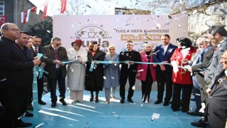 Tuzlaya tarihi meydanda yeni buluşma noktası: Tuzla Vefa Kahvecisi açıldı