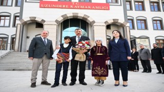 Vali Çiftçiden Uzundere çıkarması