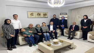 Vali Eldivan şehit ailesinin iftar sofrasına konuk oldu