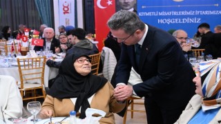 Vali Ünlüden şehit aileleri onuruna iftar