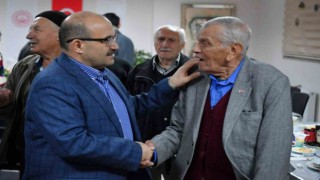 Vali Ustaoğlu, huzurevi sakinleriyle iftarda bir araya geldi