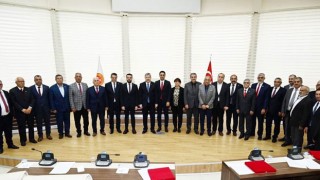 Vali Yılmaz'dan İl Genel Meclisi'ne Teşekkür Plaketi