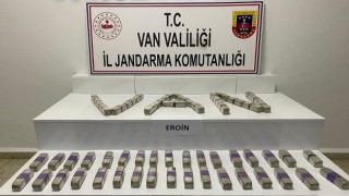 Vanda 14 kilo eroin ve 59 bin adet sentetik hap ele geçirildi