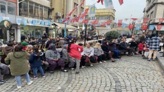 Vatandaşlardan CHPli başkana iftar tepkisi: Orucumu parayla aldığım suyla açtım