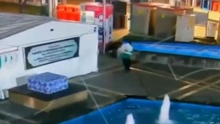 Vicdansızlığın böylesi: Filistinliler için toplanan yardım parasını çaldı