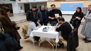 Yabancı Diller Kulübünün düzenlediği satranç turnuvası sona erdi