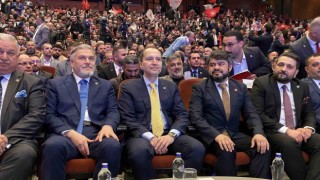 Yeniden Refah Partisinin İstanbul adayları tanıtım toplantısı gerçekleştirildi