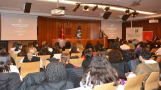 Yeşilay Genel Başkanı Prof. Dr. Mücahit Öztürk öğrencilerle buluştu