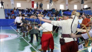 Yozgatta Geleneksel Türk Okçuluğu yarışması düzenlendi