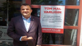 2 otomobili, 2 motosikleti olan başkan kirada oturuyor: “Babamın da mallarını beyan ederim”