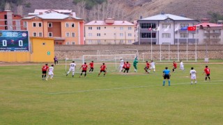 3. Lig; Bayburt Özel İdare Spor - Karaköprü Belediyespor: 0-0