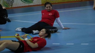 A Milli Kadın Hentbol Takımı, Rizede oynayacağı Karadağ maçına hazırlanıyor