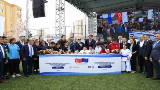 Adanada açık saha tesislerinin toplu açılışı düzenlendi